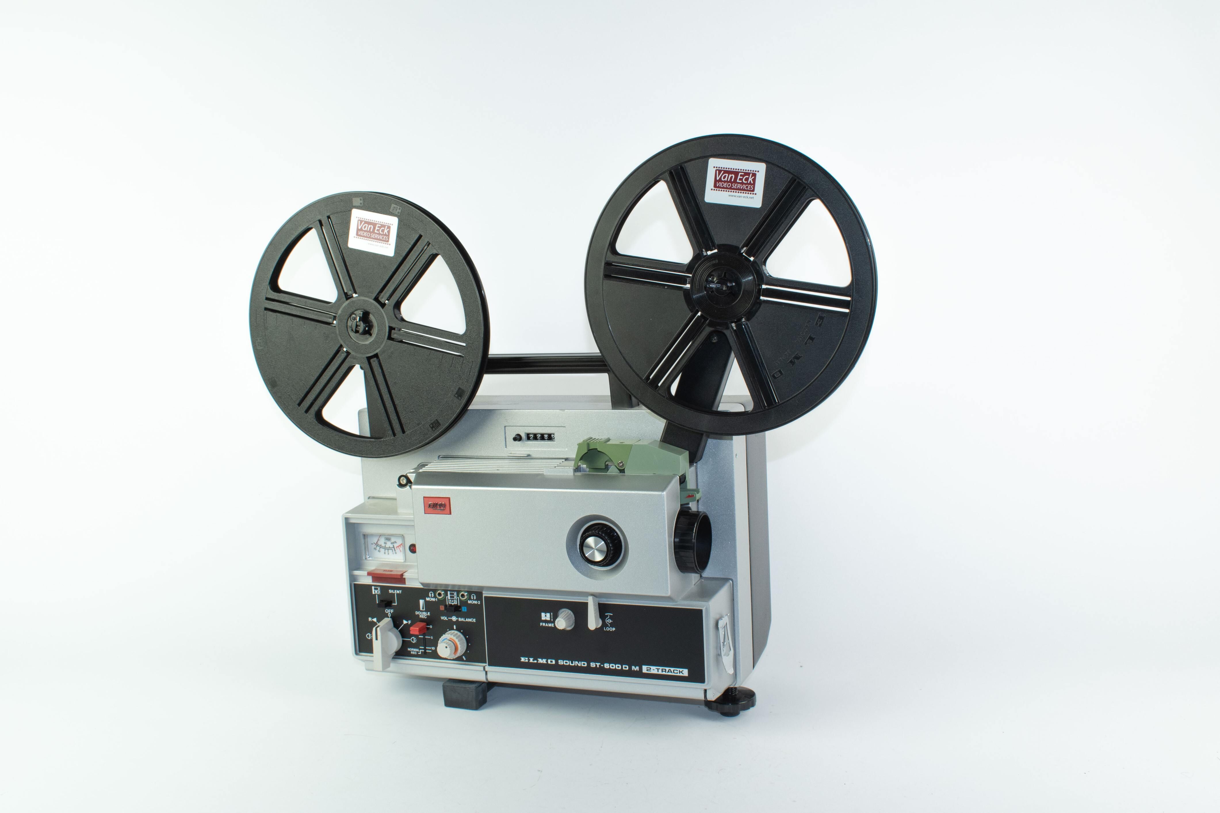 ELMO SOUND ST-600 Magnetic Twin Track Super 8 Cine Projector